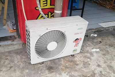 白银空调突然不制冷只吹自然风怎么办？